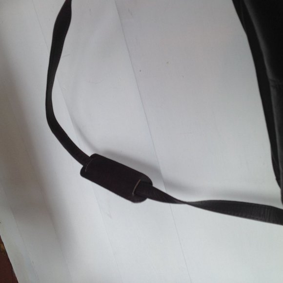 Clava Brown Leather Messenger Bag - Picture 9 of 10